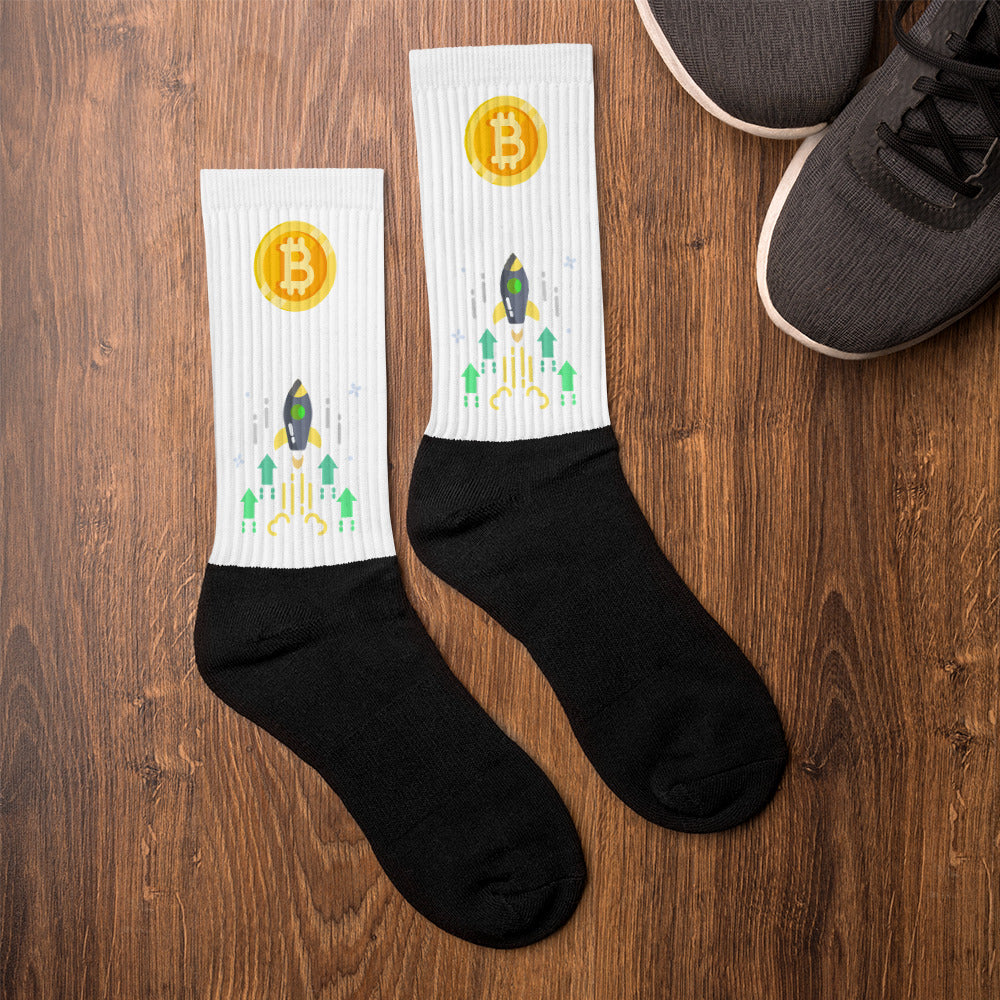 Bitcoin: To the Moon Socks - mycryptoloot